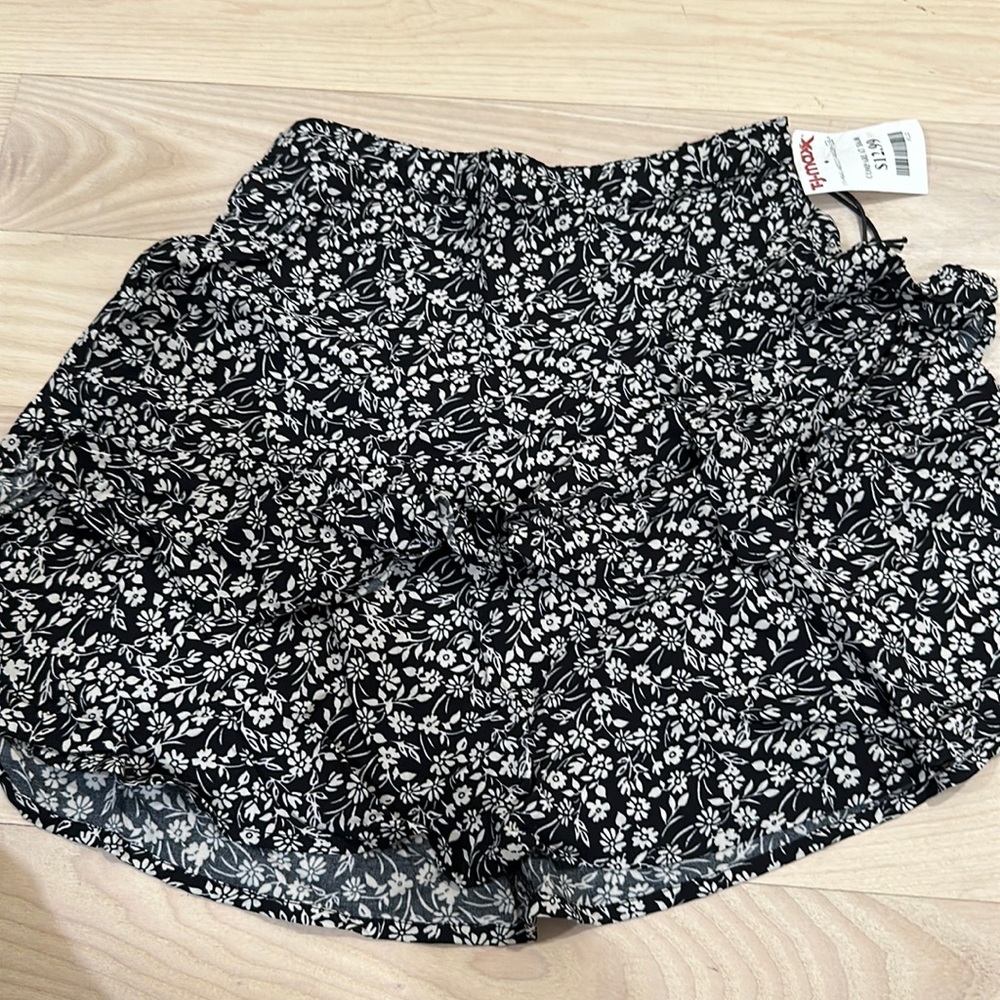 Cute Black Skirt